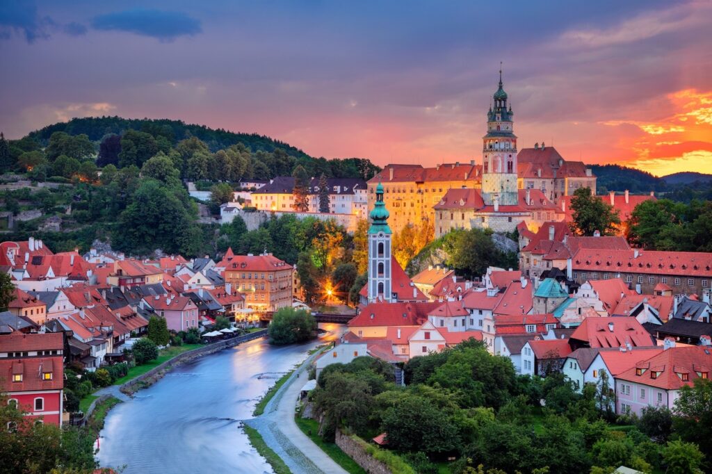 Cesky Krumlov. Aerial cityscape image of Cesky Krumlov, Czech Republic during summer sunset.,Image: 380776387, License: Royalty-free, Restrictions: , Model Release: yes, Credit line: Profimedia