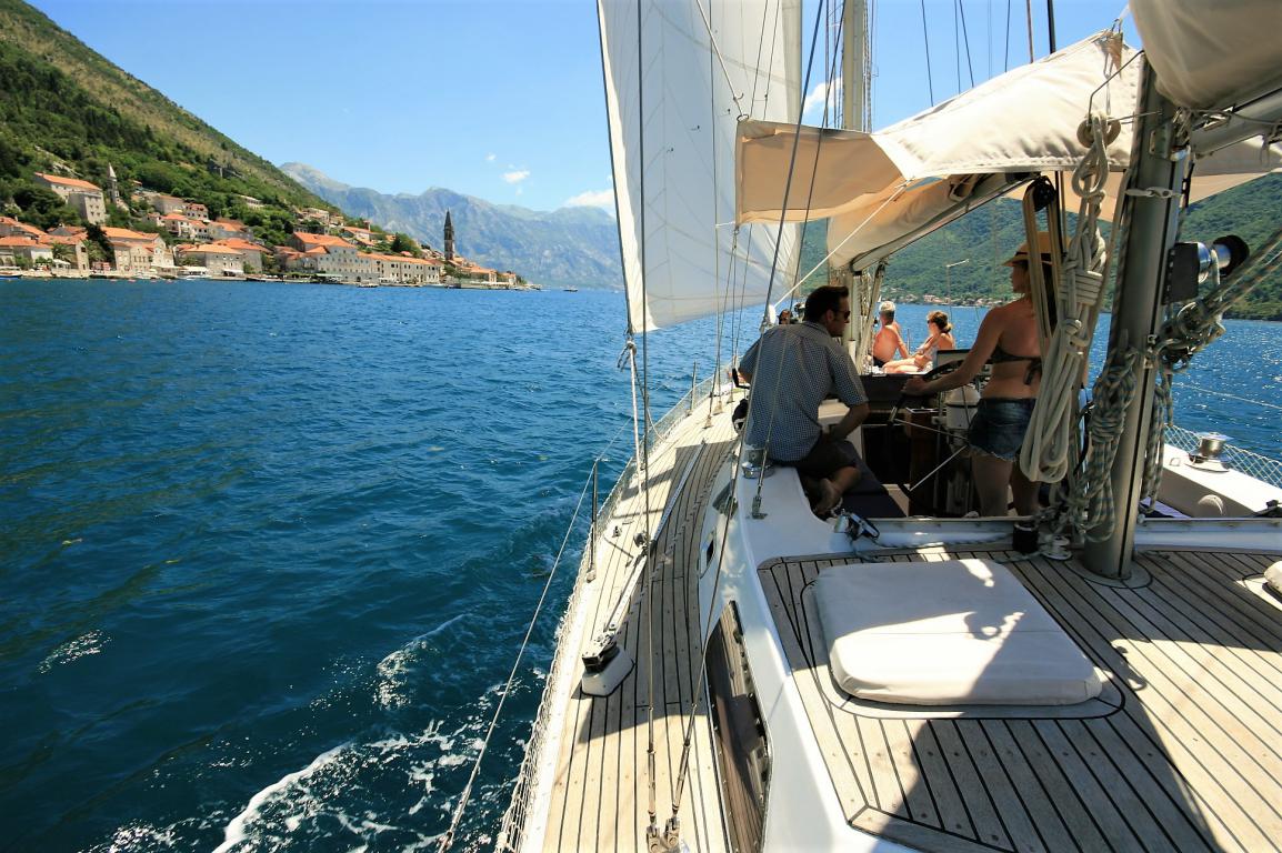 Speedboat