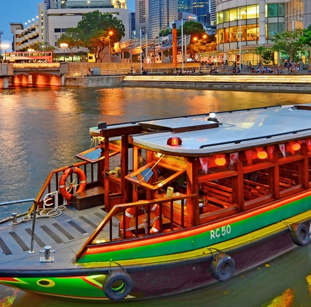 Singapore River cruise by Bumboat