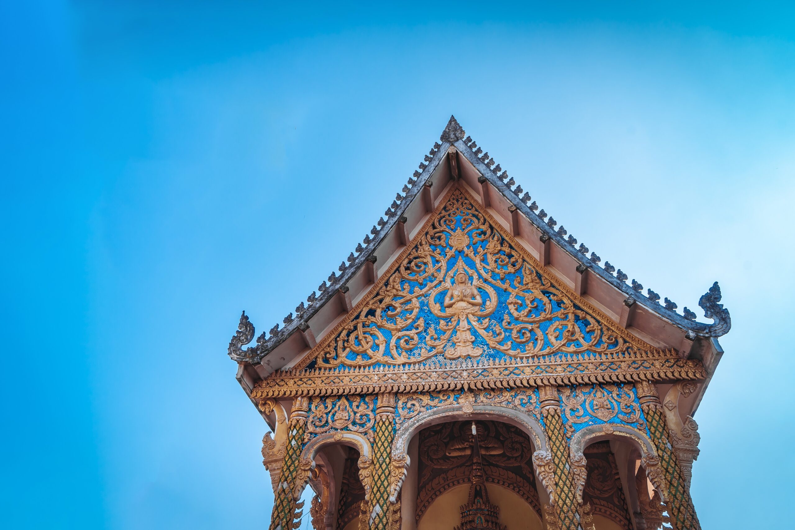 Luang Prabang - Blue temple roof
