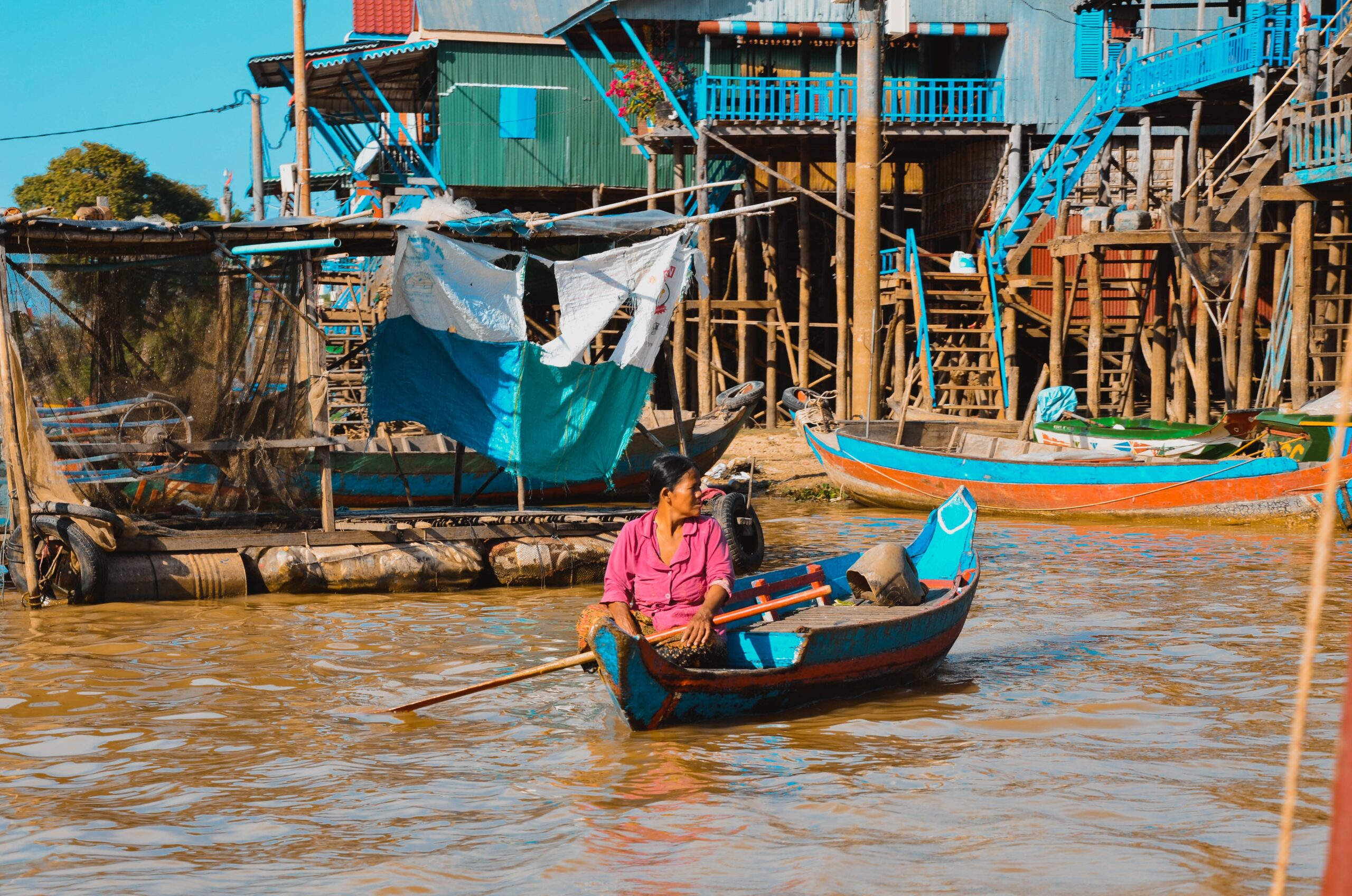 Boat trip on Tonlé Sap Lake